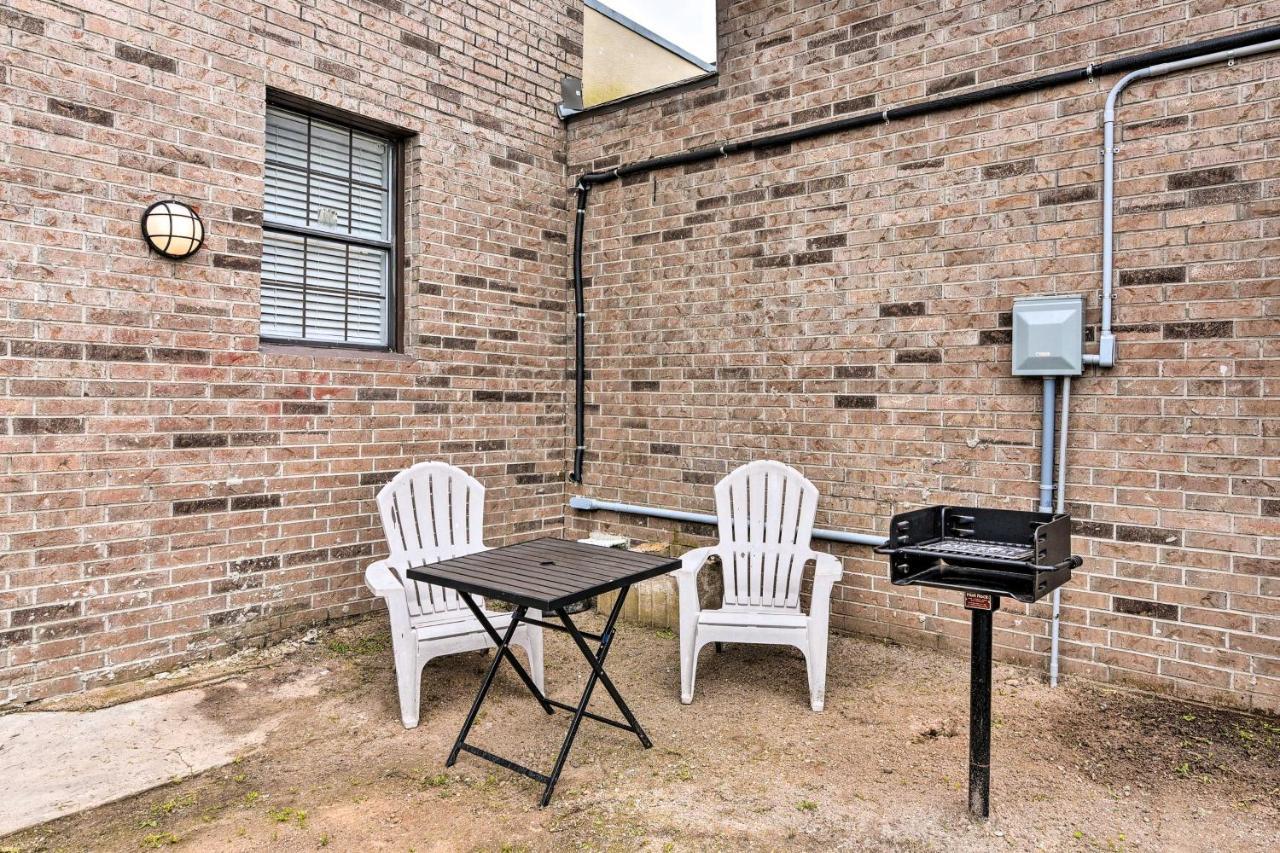 Beautiful Galveston Apt With Deck Less Than 3 Mi To Dtwn! Exterior photo